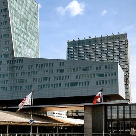 Lille Center - Beautiful Studio Equipped ! شقة