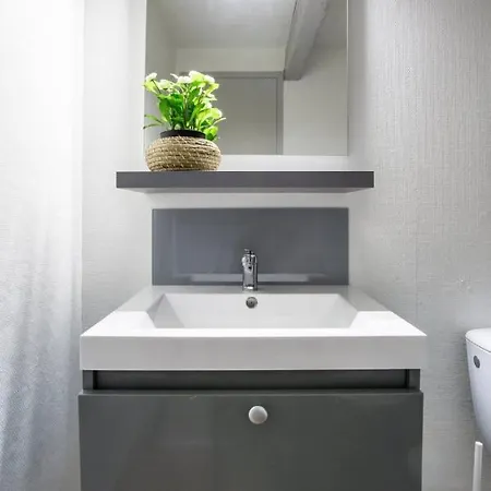 Lille Center - Beautiful Studio Equipped ! شقة *